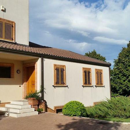 Il Mandorlo B&B Civitanova Alta Exterior foto